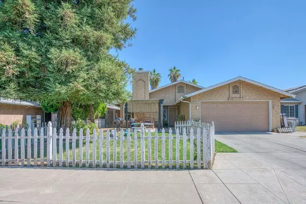 2762 N Knoll Avenue, Fresno, CA 93722