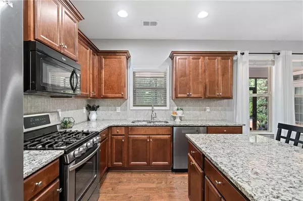 1124 Blankets Creek DR, Canton, GA 30114