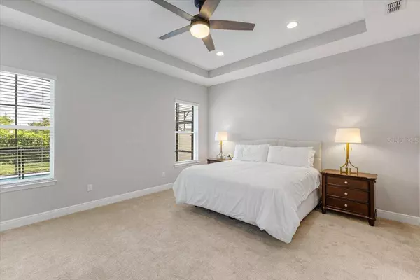 15130 LAKE BESSIE LOOP, Winter Garden, FL 34787