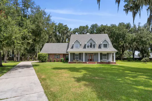 965 Jason Dr, Belle Chasse, LA 70037-4193
