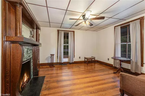 6851 Siloam RD, Siloam, NC 27047