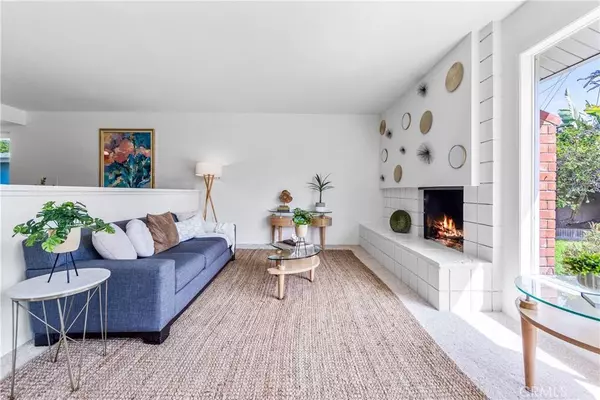 16322 Rhone LN, Huntington Beach, CA 92647