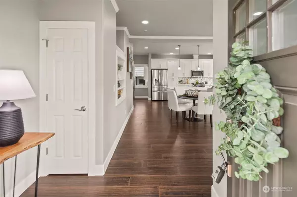 9549 Slater AVE NE, Kirkland, WA 98033