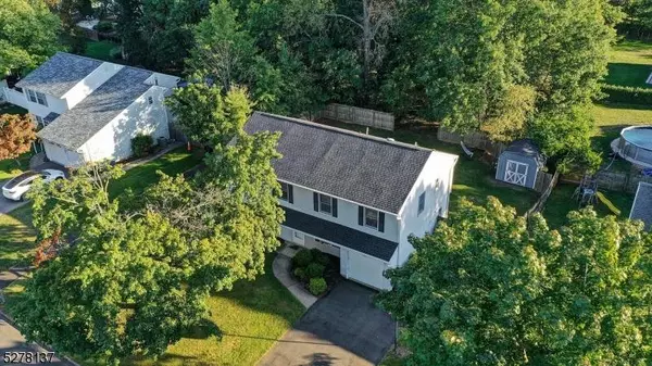 17 Pierson Dr, Hillsborough Twp., NJ 08844