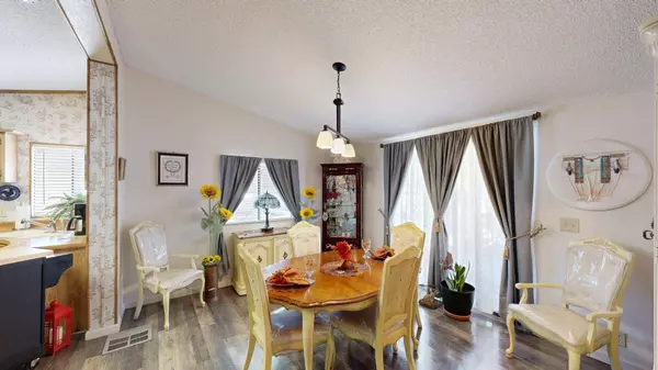 74711 Dillon RD #301, Desert Hot Springs, CA 92241