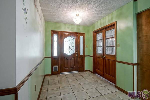 15621 PINEWOOD DR, Pride, LA 70770