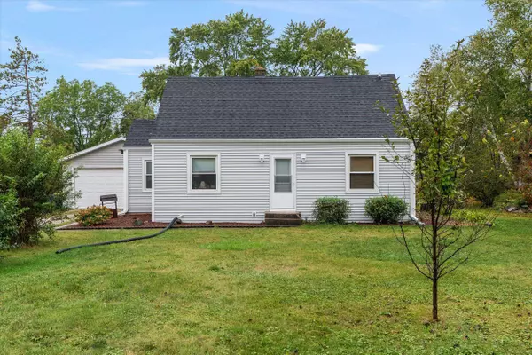 10551 S Chicago, Oak Creek, WI 53154