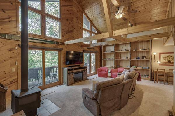 8607 Nottingham RD, Lake Shore, MN 56468