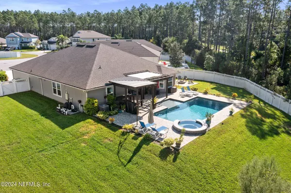 191 BALMORAL CASTLE DR, St Johns, FL 32259