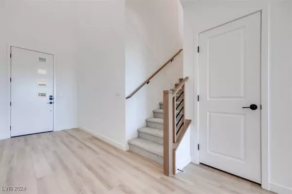 11911 Vector Ray Avenue, Las Vegas, NV 89138