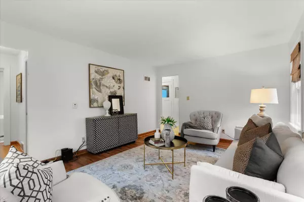 10551 S Chicago, Oak Creek, WI 53154