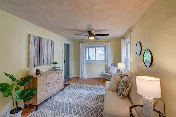 121 N Fair Oaks Avenue, Madison, WI 53714