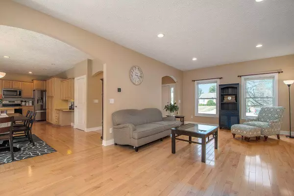 904 Wallin Drive, Jenison, MI 49428