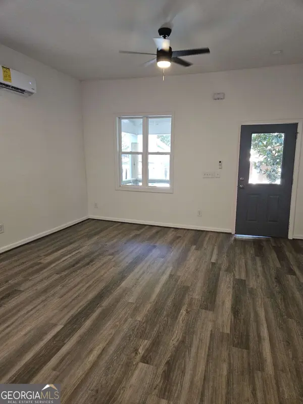 1002 Smith ST SW, Atlanta, GA 30310