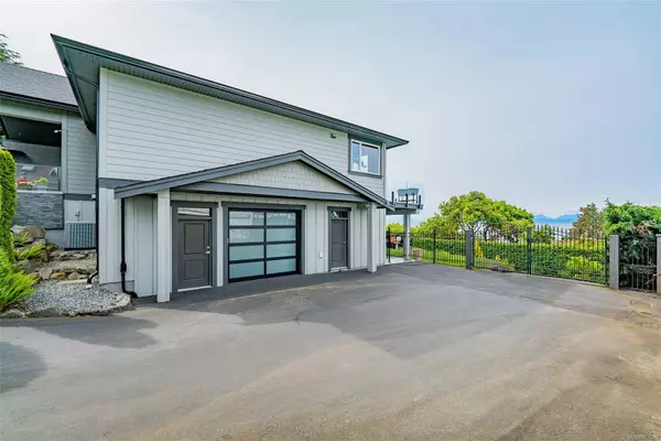 3708 Overlook Dr, Nanaimo, BC V9T 1M6