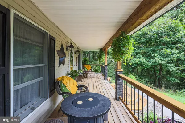 302 FOREST VIEW DR, Delta, PA 17314