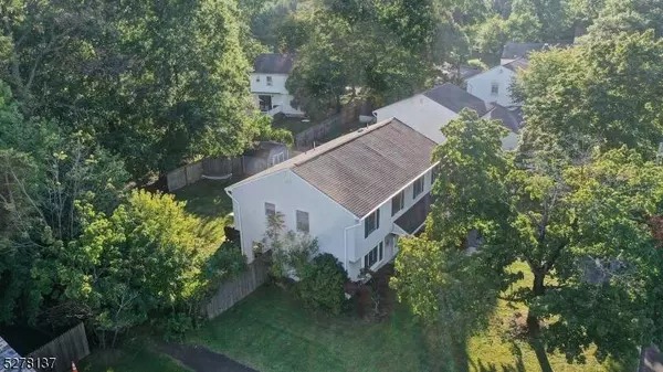 17 Pierson Dr, Hillsborough Twp., NJ 08844