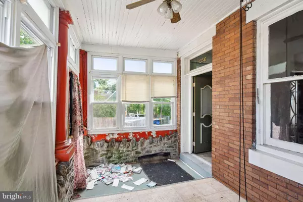 256 E WALNUT LN, Philadelphia, PA 19144