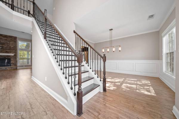 2024 Creekside Manor LN, Knoxville, TN 37932