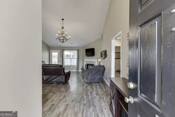 5610 Chinook Court, Flowery Branch, GA 30542