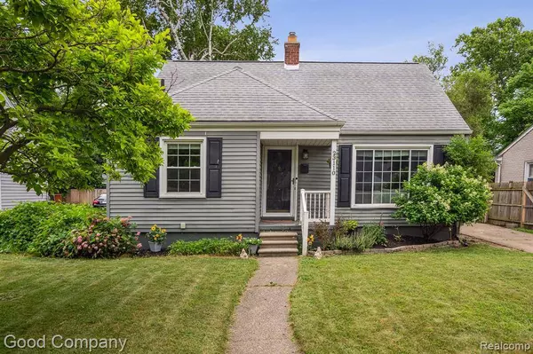 23110 NORWOOD Street, Oak Park, MI 48237