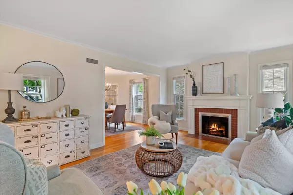 5265 N Shoreland, Whitefish Bay, WI 53217