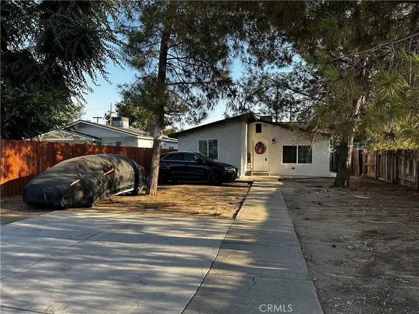 2111 23rd ST, Bakersfield, CA 93301