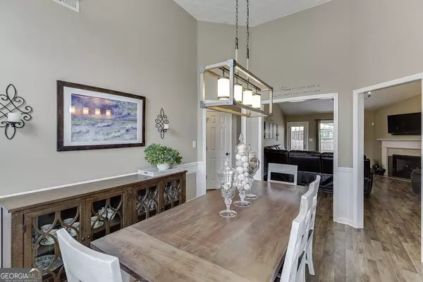 5610 Chinook Court, Flowery Branch, GA 30542