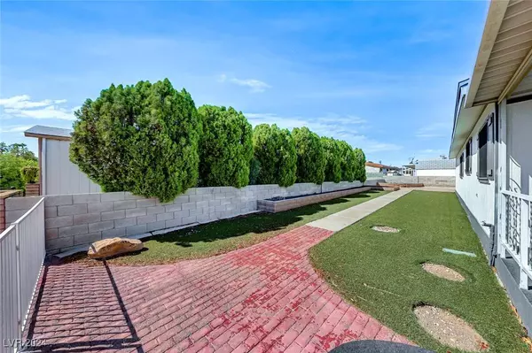 5486 Rio Arriba Drive, Las Vegas, NV 89122