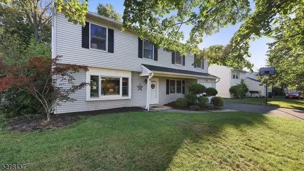 17 Pierson Dr, Hillsborough Twp., NJ 08844