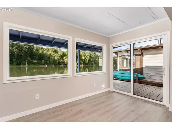 17817 NW Sauvie Island RD #19, Portland, OR 97231