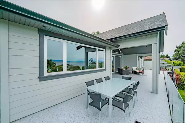 3708 Overlook Dr, Nanaimo, BC V9T 1M6