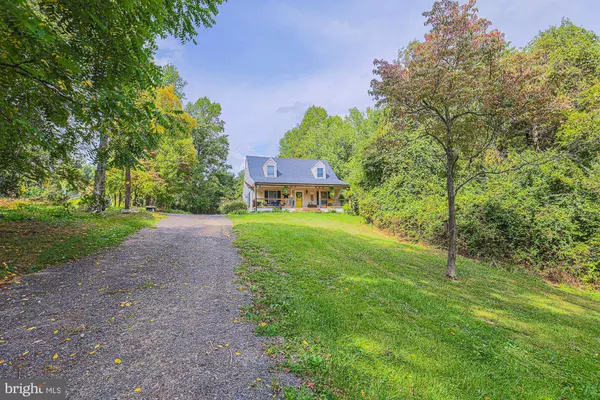 302 FOREST VIEW DR, Delta, PA 17314