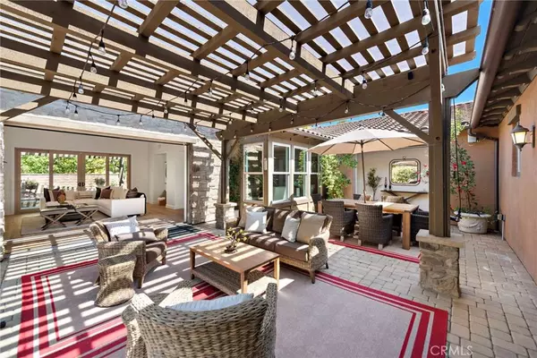 2 Paniolo RD, Ladera Ranch, CA 92694