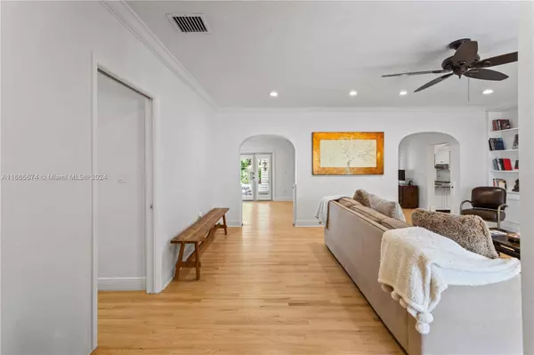 4200 Anderson Rd, Coral Gables, FL 33146