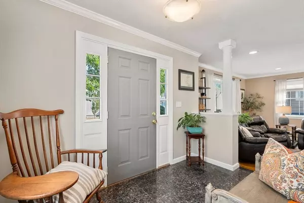 11 Williams St, Quincy, MA 02171