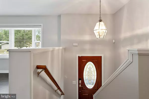 283 FAIRVIEW AVE, West Berlin, NJ 08091