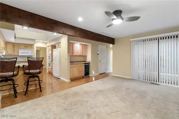 420-26 Willow CIR, Aurora, OH 44202