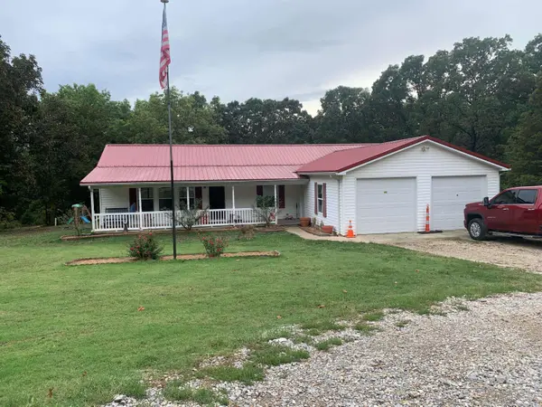 5953 State road d, Williamsburg, MO 65251
