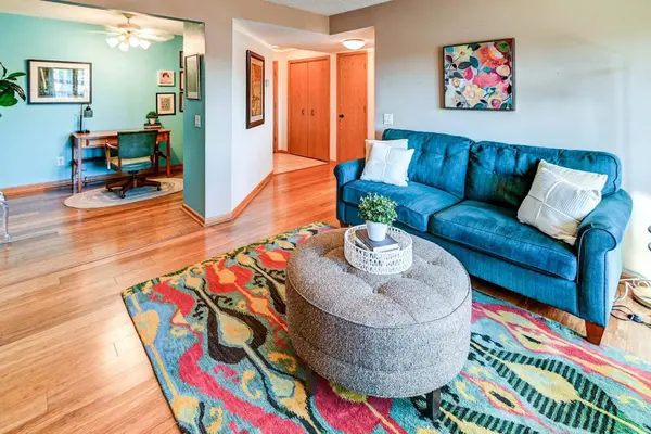 5 Maple Wood Lane #207, Madison, WI 53704