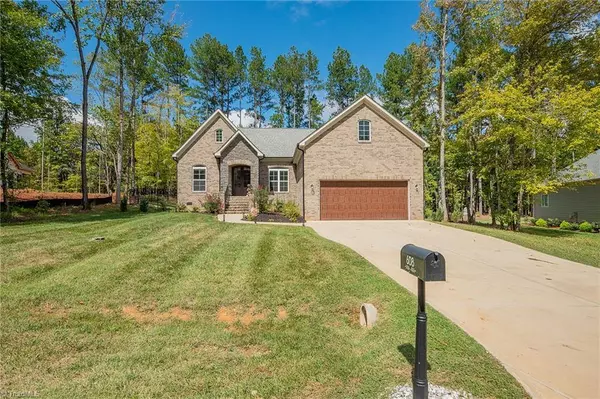 608 Sunset Pointe DR, Salisbury, NC 28146