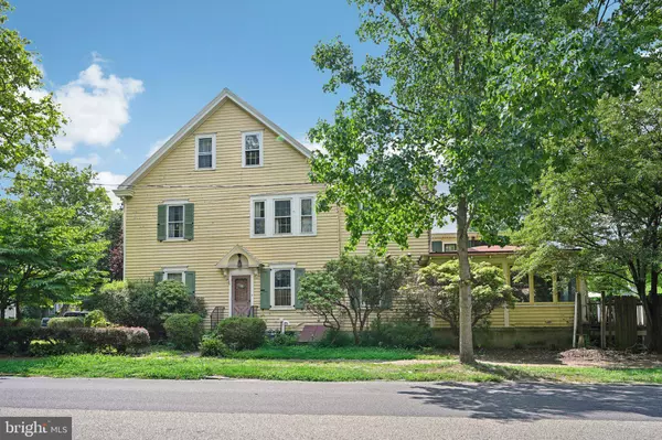 400 MAIN ST, Riverton, NJ 08077