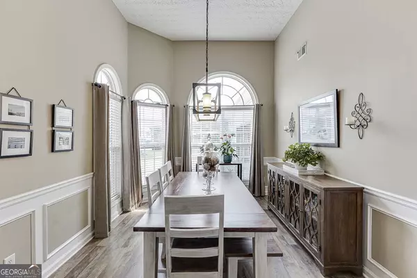 5610 Chinook Court, Flowery Branch, GA 30542