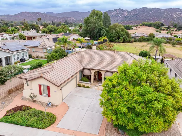 2622 Dundee Glen, Escondido, CA 92026