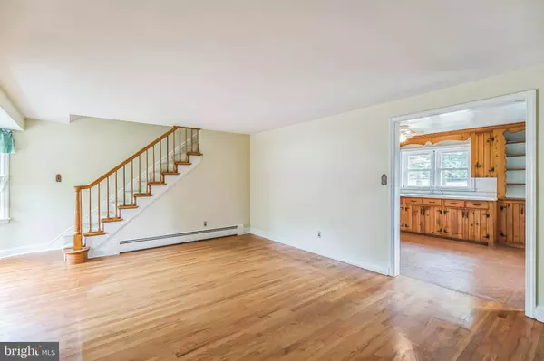 131 N SHADY RETREAT RD, Doylestown, PA 18901