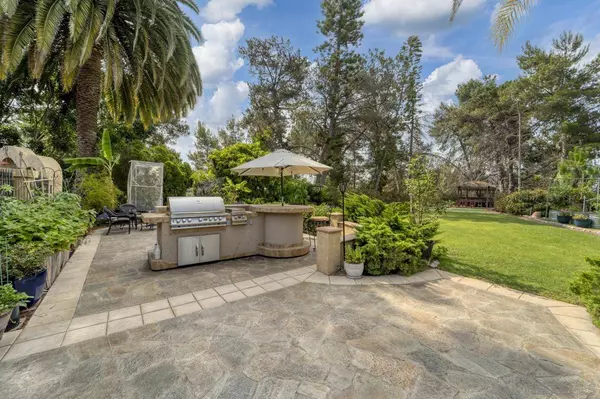 4807 Mt. Elbrus, San Diego, CA 92117