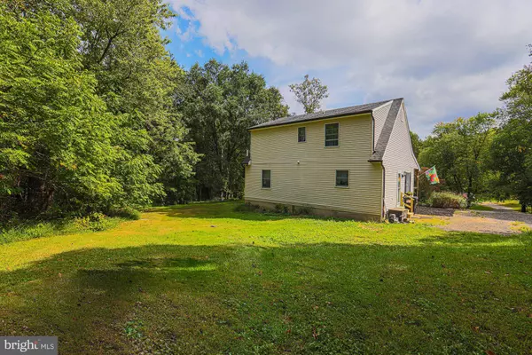 302 FOREST VIEW DR, Delta, PA 17314