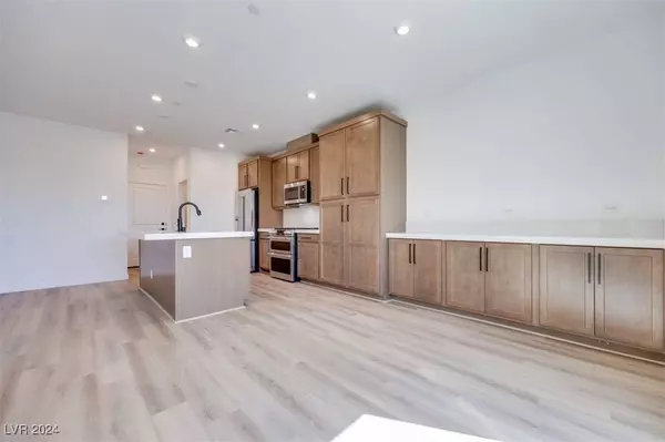 11911 Vector Ray Avenue, Las Vegas, NV 89138