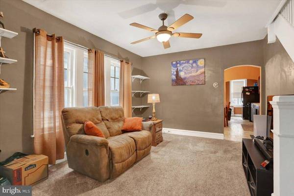 219 RAYMOND ST, Reading, PA 19605