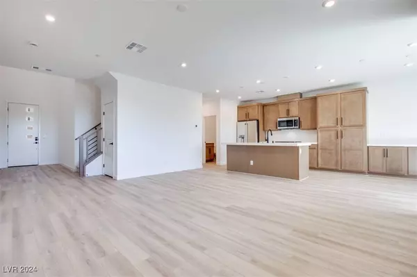 11911 Vector Ray Avenue, Las Vegas, NV 89138